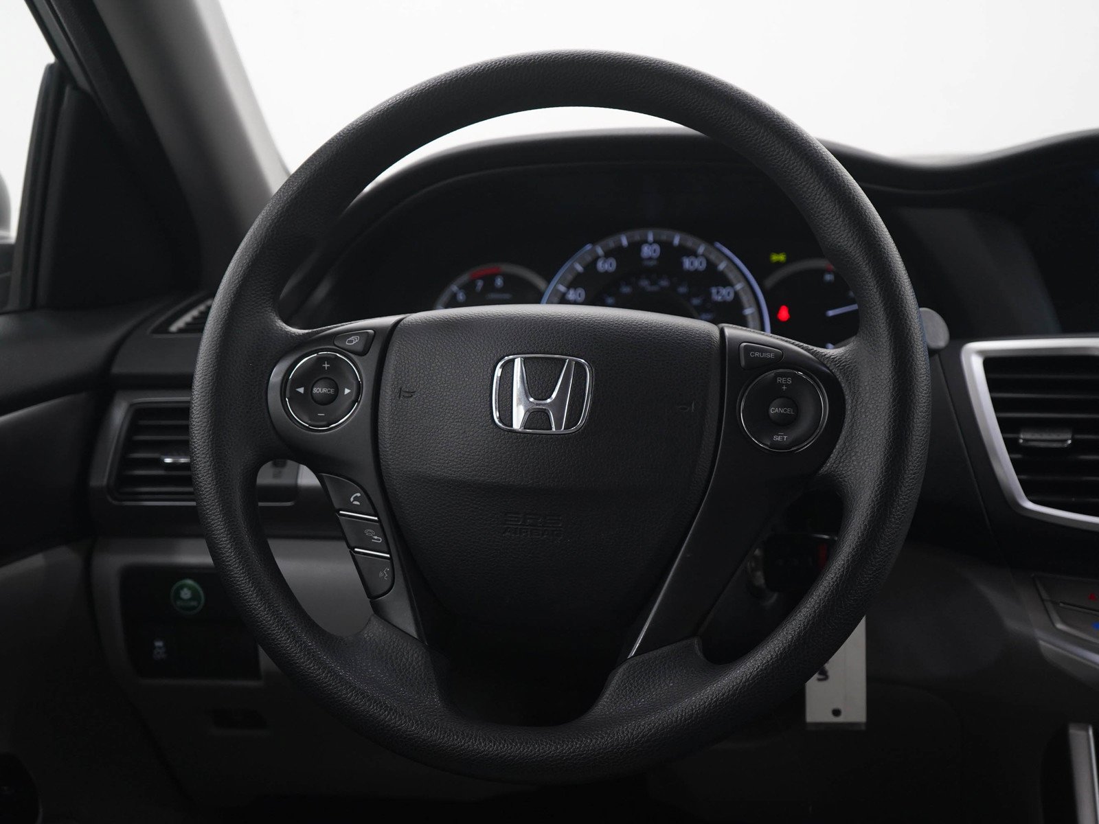 Used 2015 Alabaster Silver Metallic Honda LX image 15