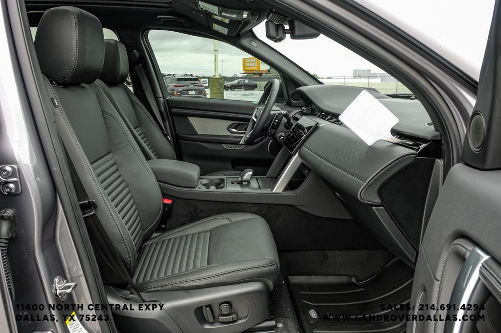 New 2026 Eiger Gray Metallic Land Rover Landmark image 31