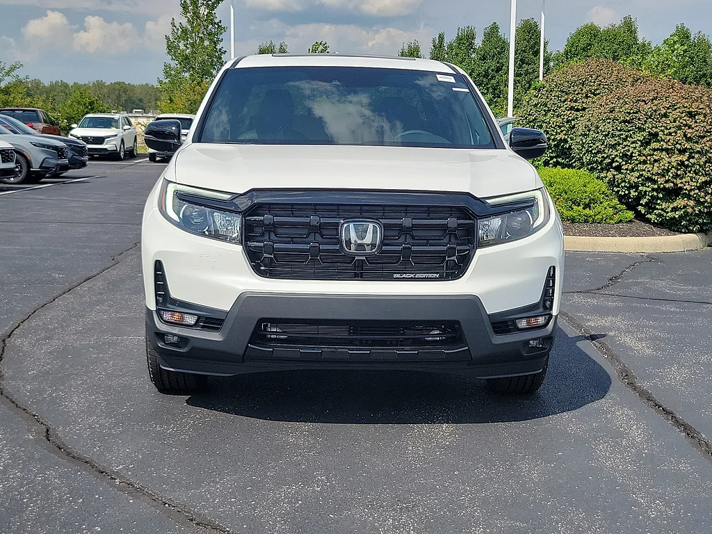 New 2026 Platinum White Pearl Honda Black Edition image 17