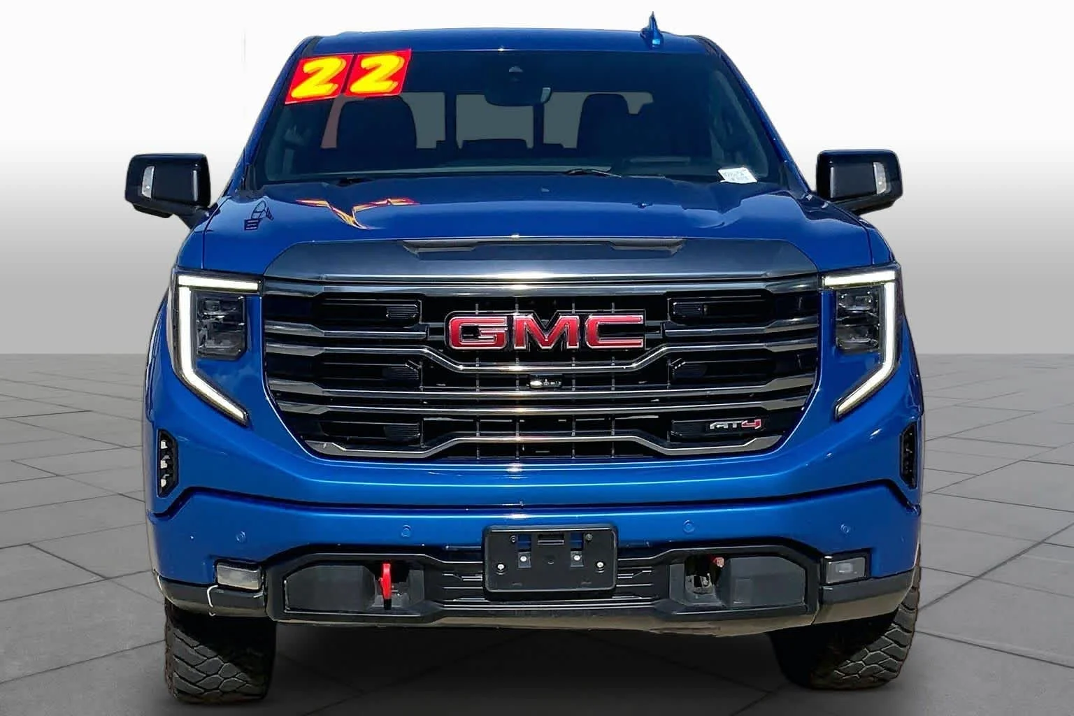 Used 2022 DYNAMIC BLUE METALLIC GMC AT4 image 4