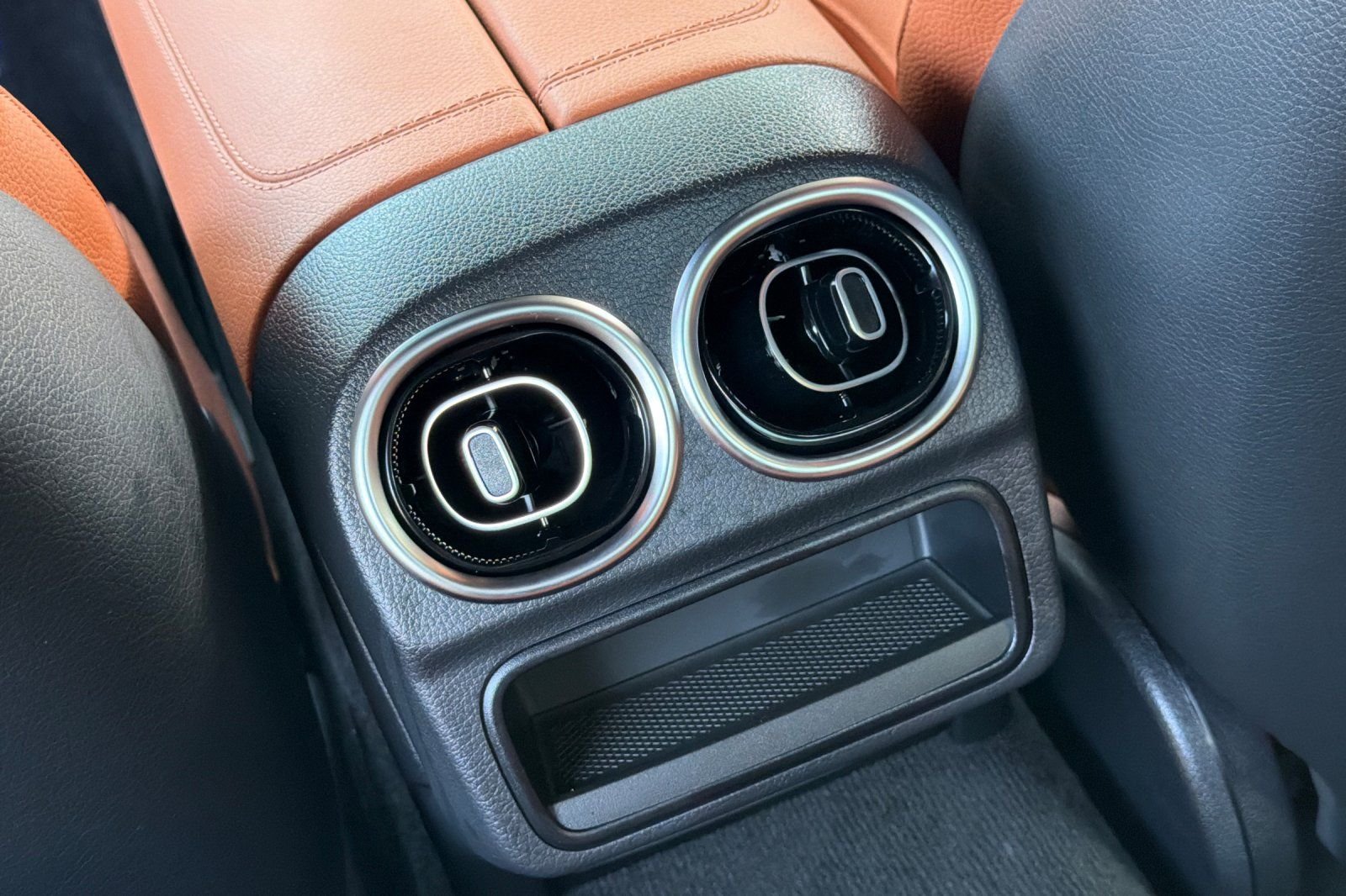 New 2026 Polar White Mercedes-Benz C 300 image 25