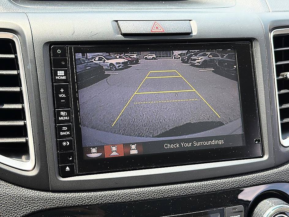 Used 2016 Diamond White Pearl Honda Touring image 14