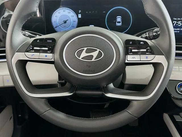 New 2026 Hyundai ELANTRA Limited