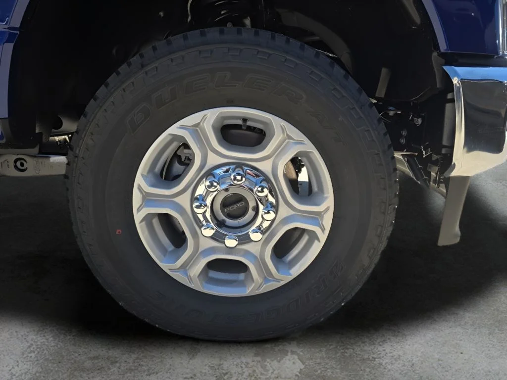 New 2026 Argon Blue Metallic Ford F-250® XLT image 40