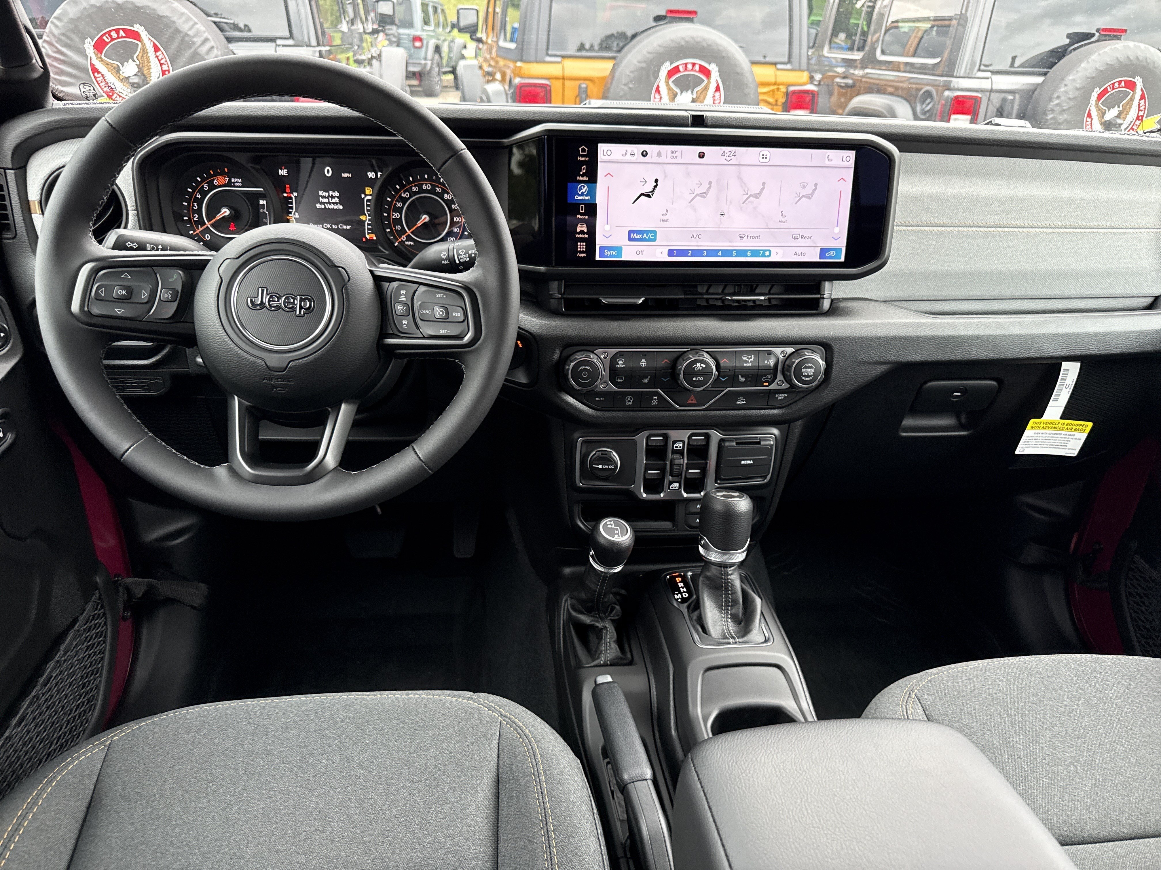 New 2026 Tuscadero Pearlcoat Jeep Sport S image 24