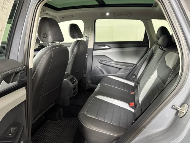 Used 2024 Gray Volkswagen 1.5T SEL image 12