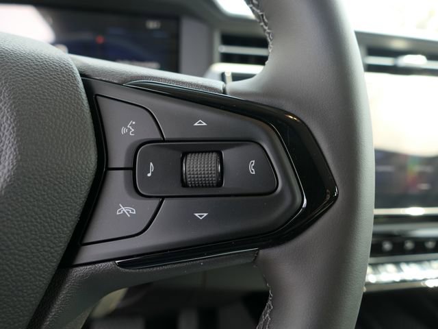 2027 Chevrolet Bolt RS - Photo 15
