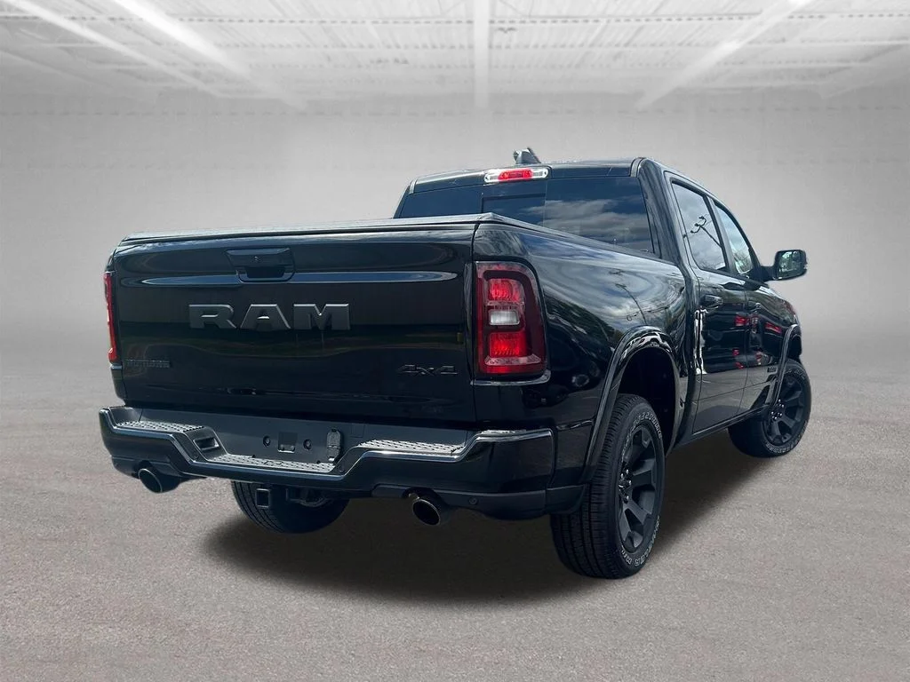 New 2026 Diamond Black Crystal Pearl-Coat Exterior Paint RAM Big Horn/Lone Star image 7