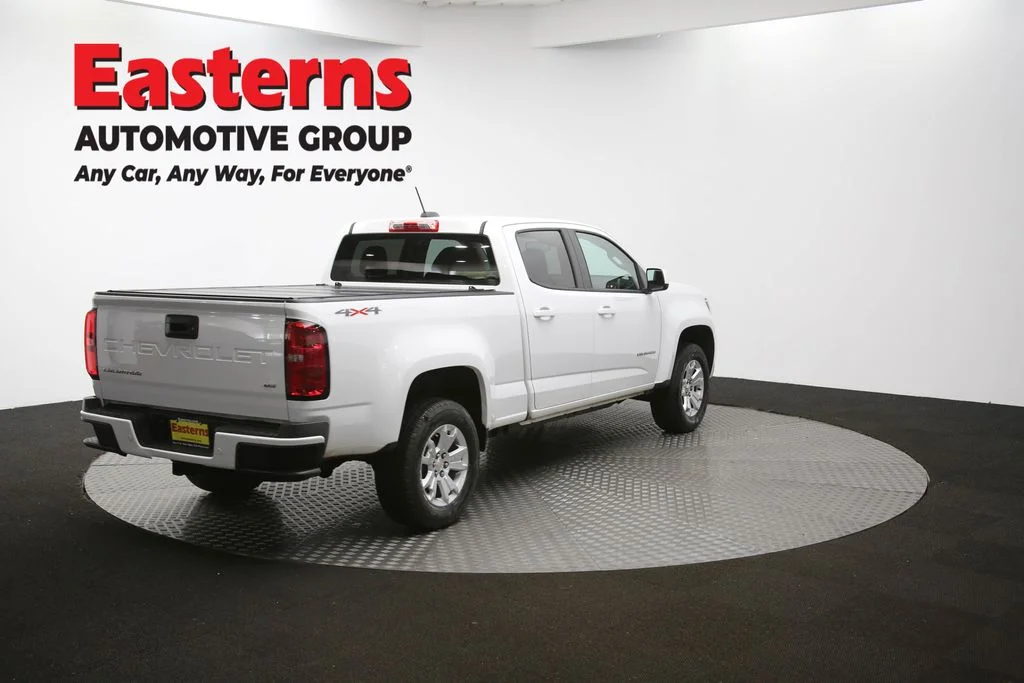 Used 2022 White Chevrolet LT image 38
