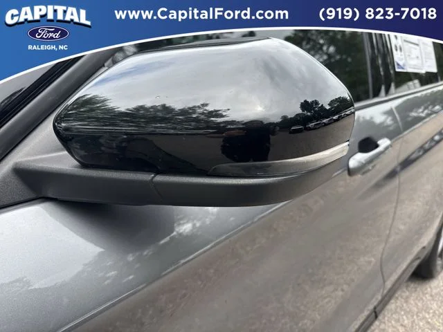 Used 2025 Gray Ford ST-Line image 12