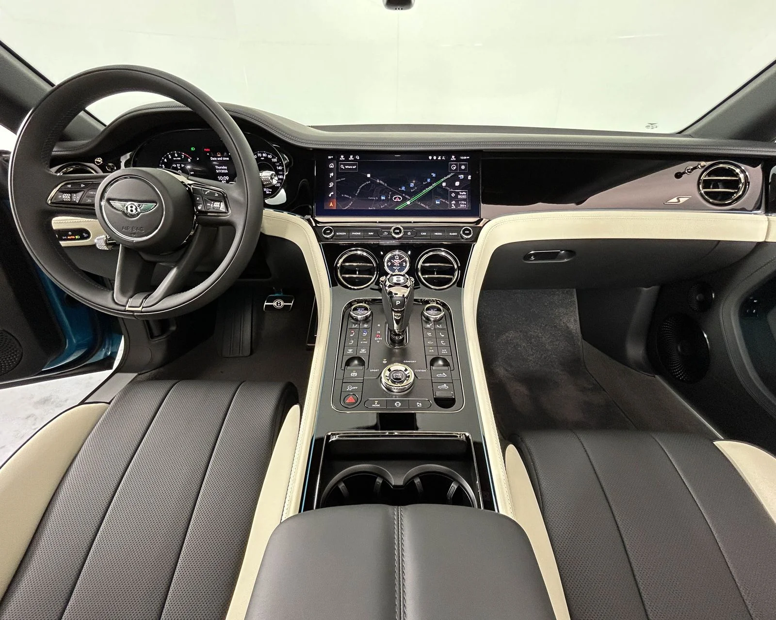 New 2026  Bentley V8 S image 4