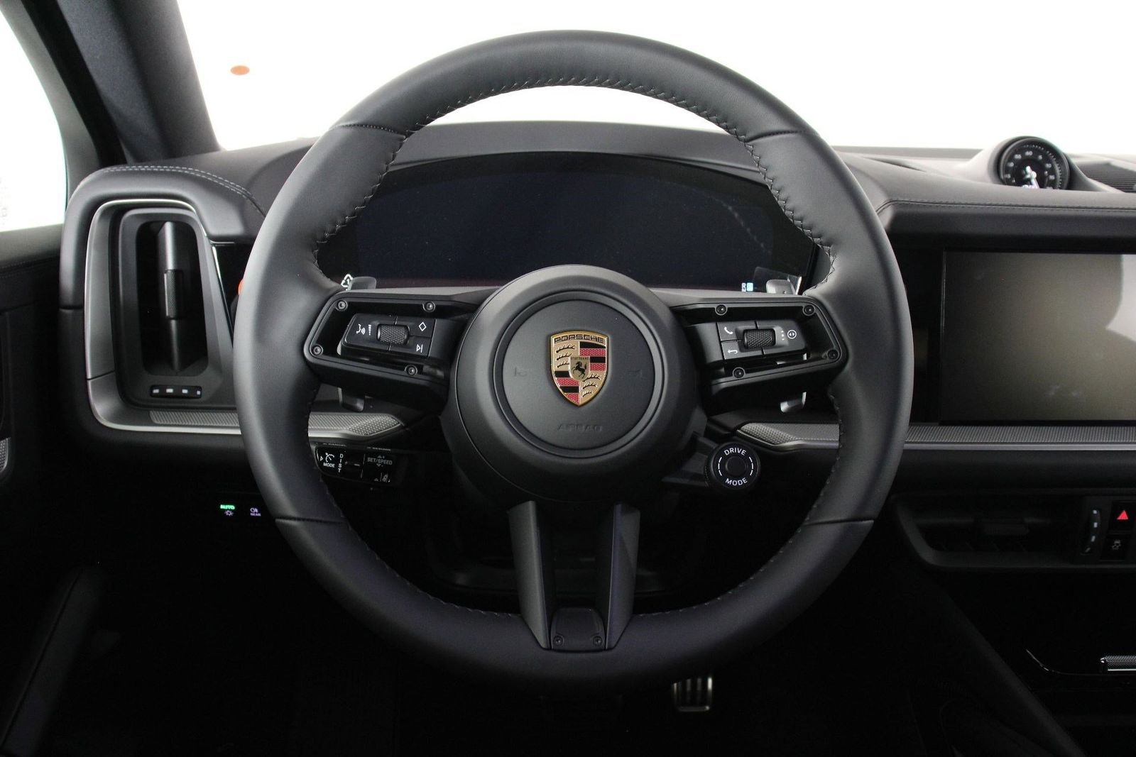 2026 Porsche Cayenne Coupe S E-Hybrid - Photo 12