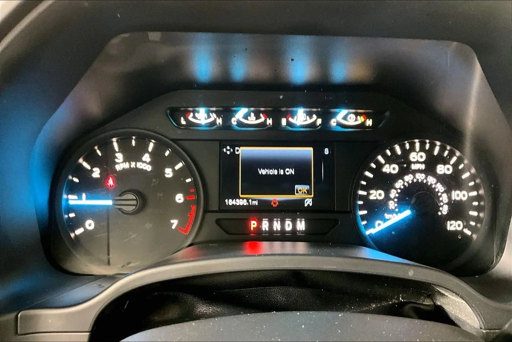 Used 2018 White Ford XL image 12
