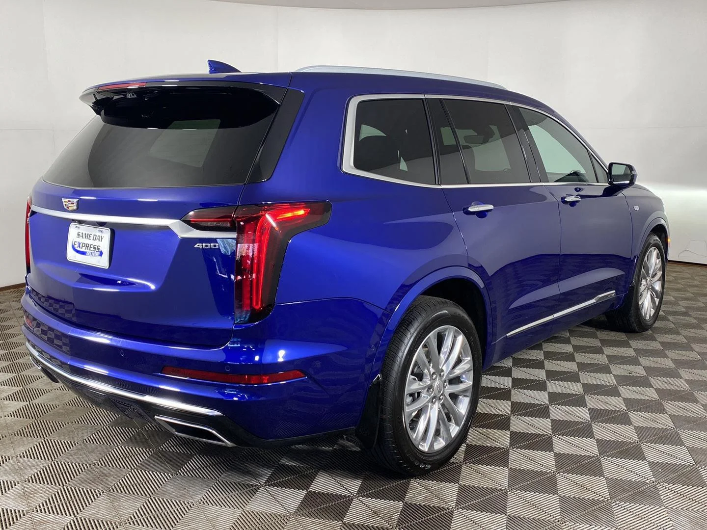 Used 2023 Opulent Blue Metallic Cadillac Premium Luxury image 27