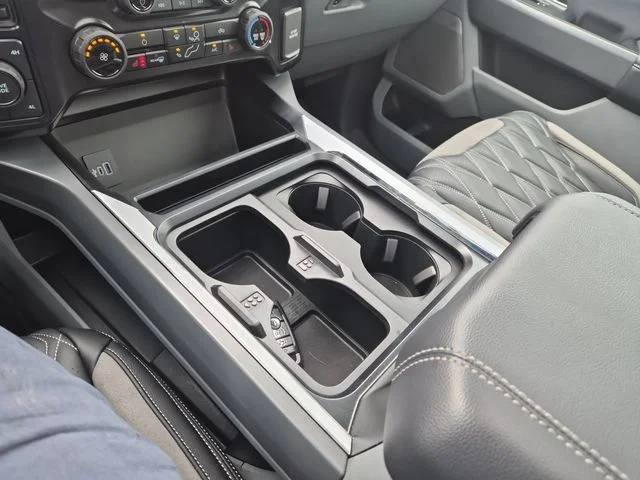 2025 Ford F-250 Super Duty XLT - Photo 18