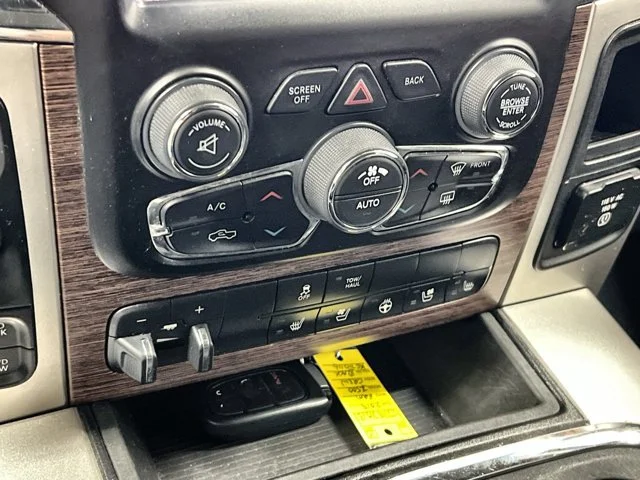 2019 RAM Ram 1500 Classic Laramie - Photo 19