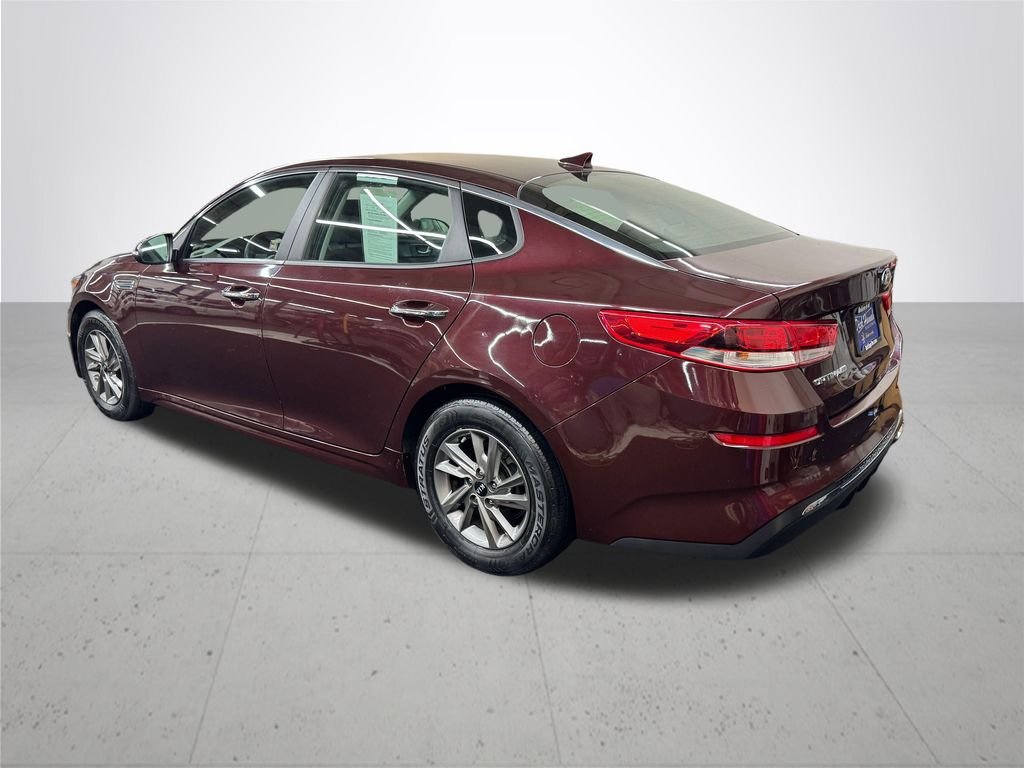 Used 2020 Purple Kia LX image 4