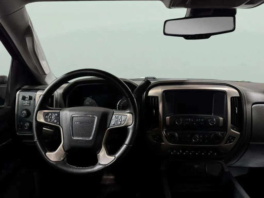 Used 2016 SUMMIT WHITE GMC Denali image 10