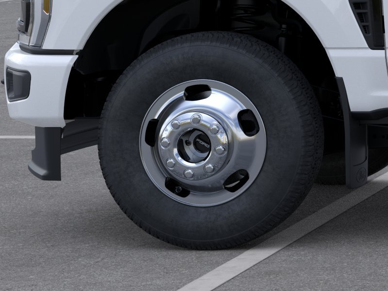 New 2026 Oxford White Ford F-350® XL image 48