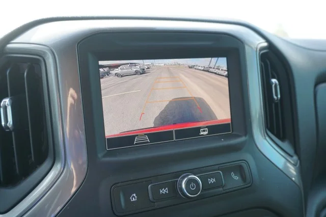 Used 2024  Chevrolet Custom image 26
