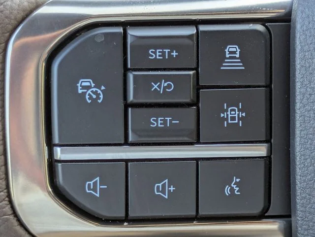 New 2026 Star White Metallic Tri-Coat Ford F-250® King Ranch® image 26