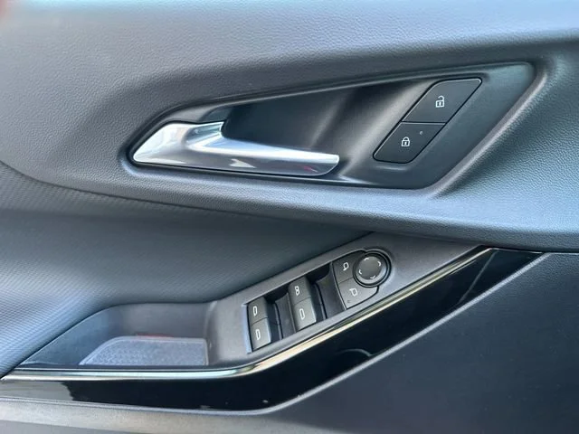2026 Chevrolet Equinox LT - Photo 11