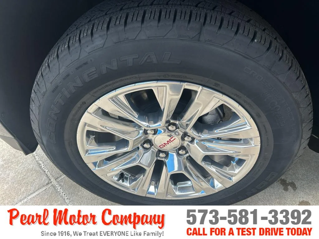 2026 GMC Yukon Denali - Photo 8