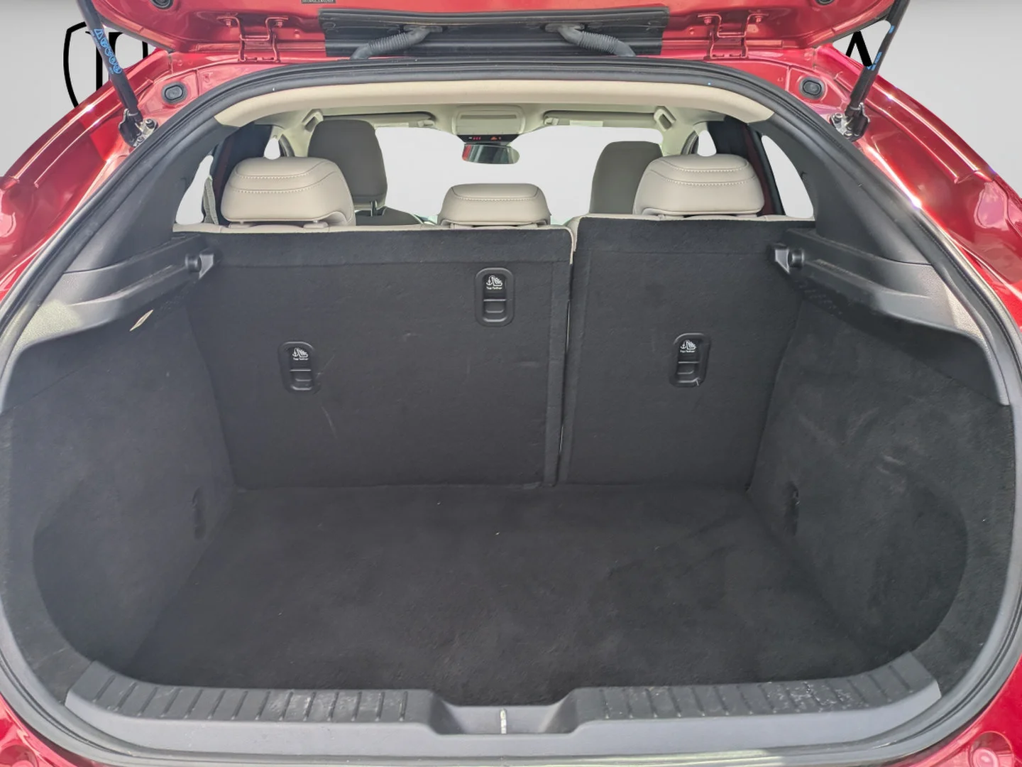 Used 2020 Soul Red Crystal Metallic Mazda Preferred Package image 10