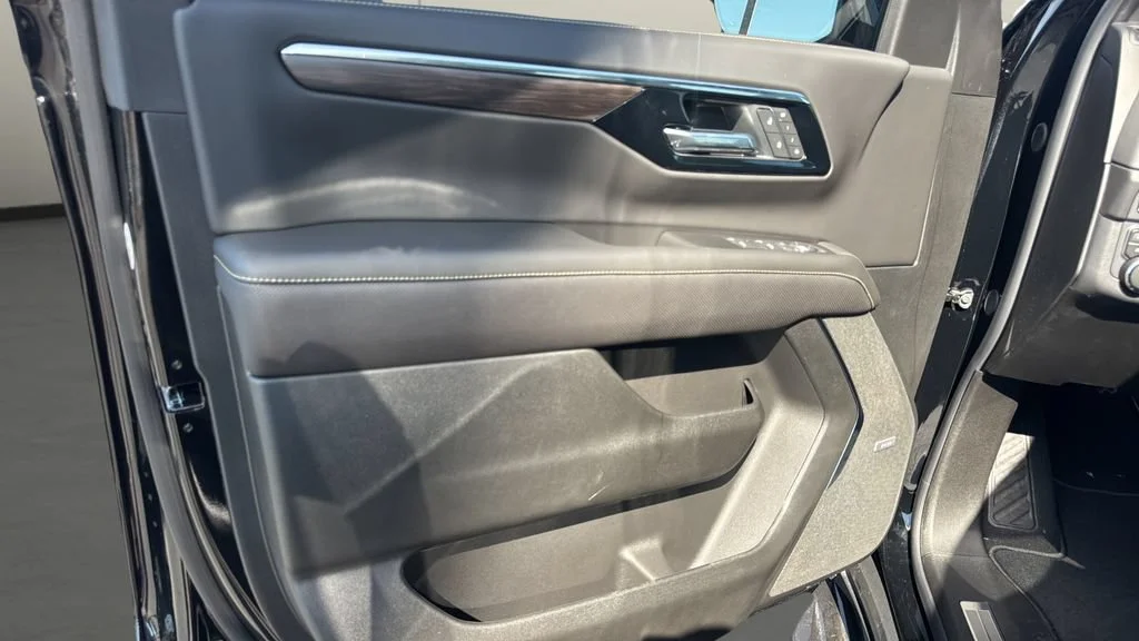2026 Chevrolet Tahoe Premier - Photo 13