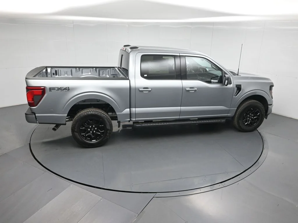 New 2026 Iconic Silver Metallic Ford XLT image 36