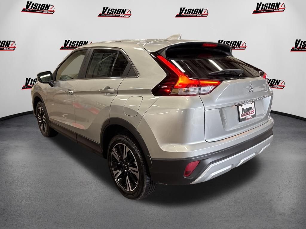 2024 Mitsubishi Eclipse Cross SE - Photo 3