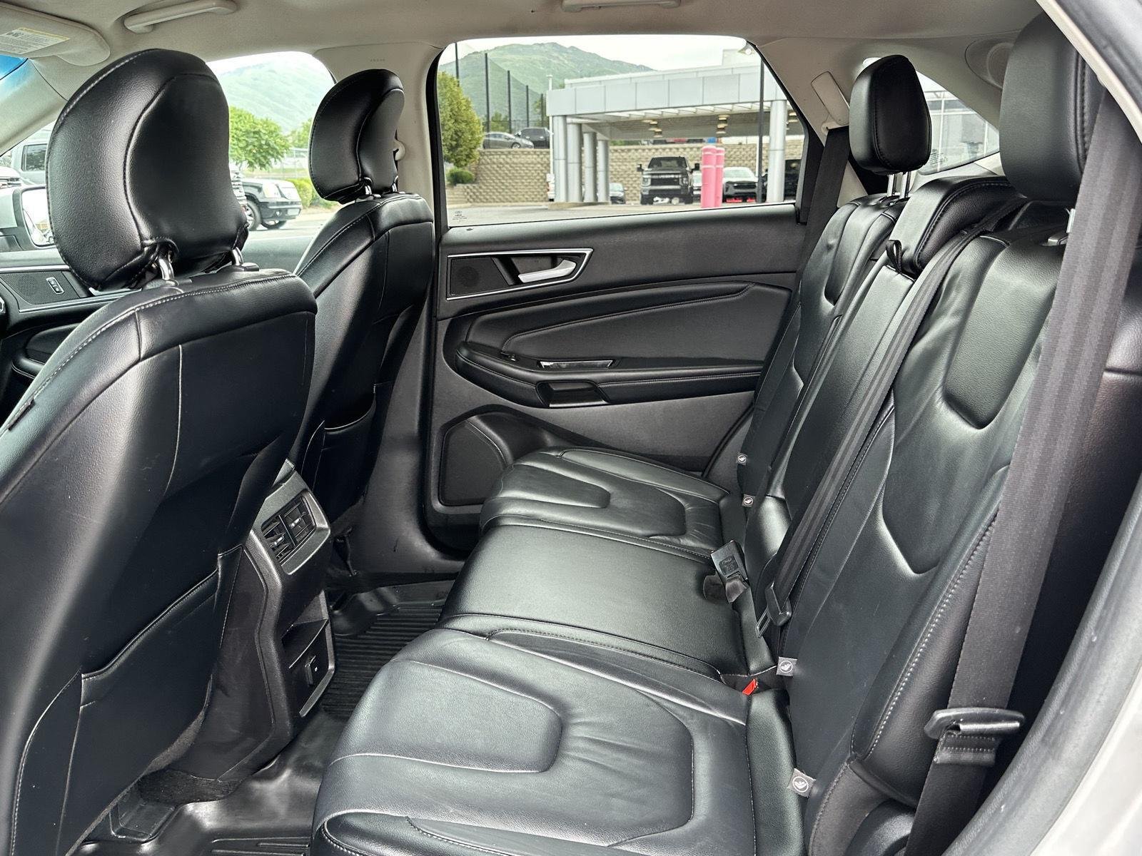 Used 2015 Silver Ford Titanium image 19