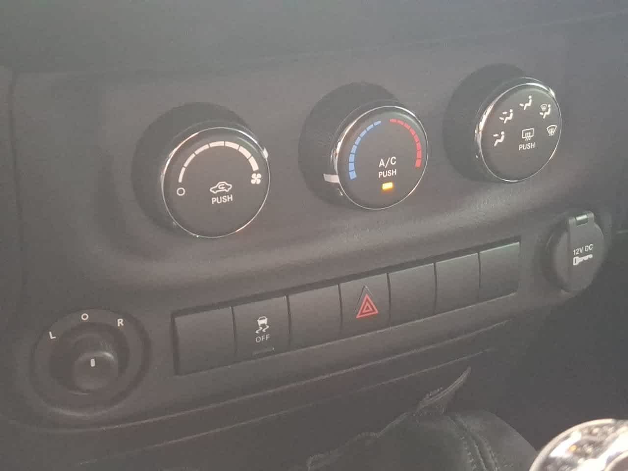 Used 2013 Black Clearcoat Jeep Sport image 24