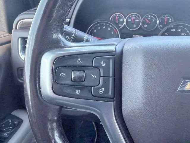 Used 2021 White Chevrolet LT image 18