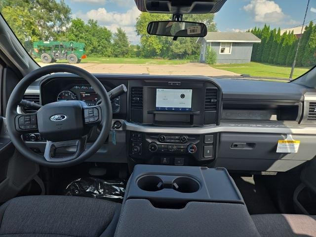 New 2026 Oxford White Ford F-250® XL image 34