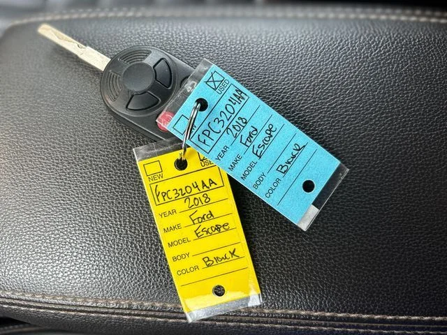 Used 2018 Black Ford SEL image 17