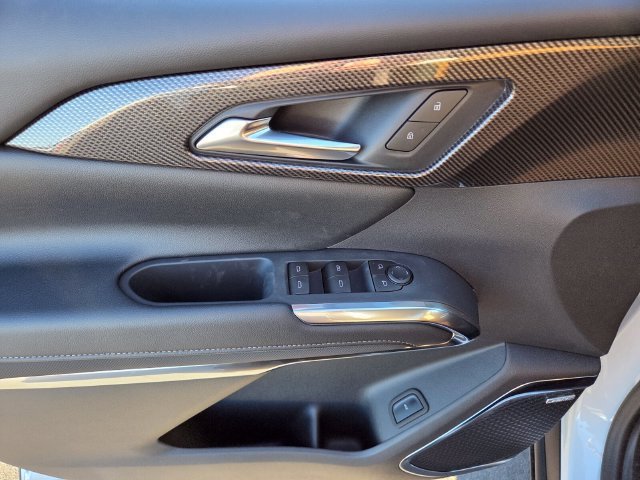 2027 Chevrolet Traverse Z71 - Photo 10