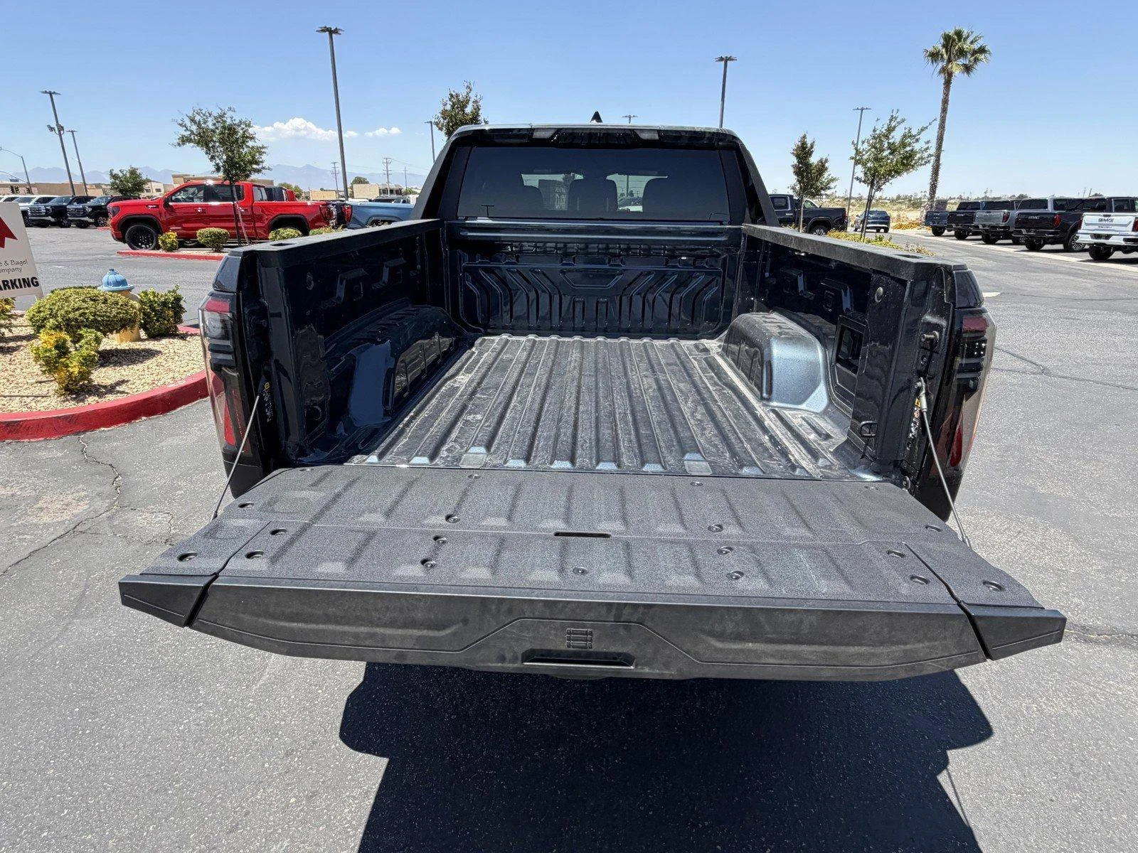 New 2026 Deep Ocean Metallic GMC Elevation Standard Range image 13