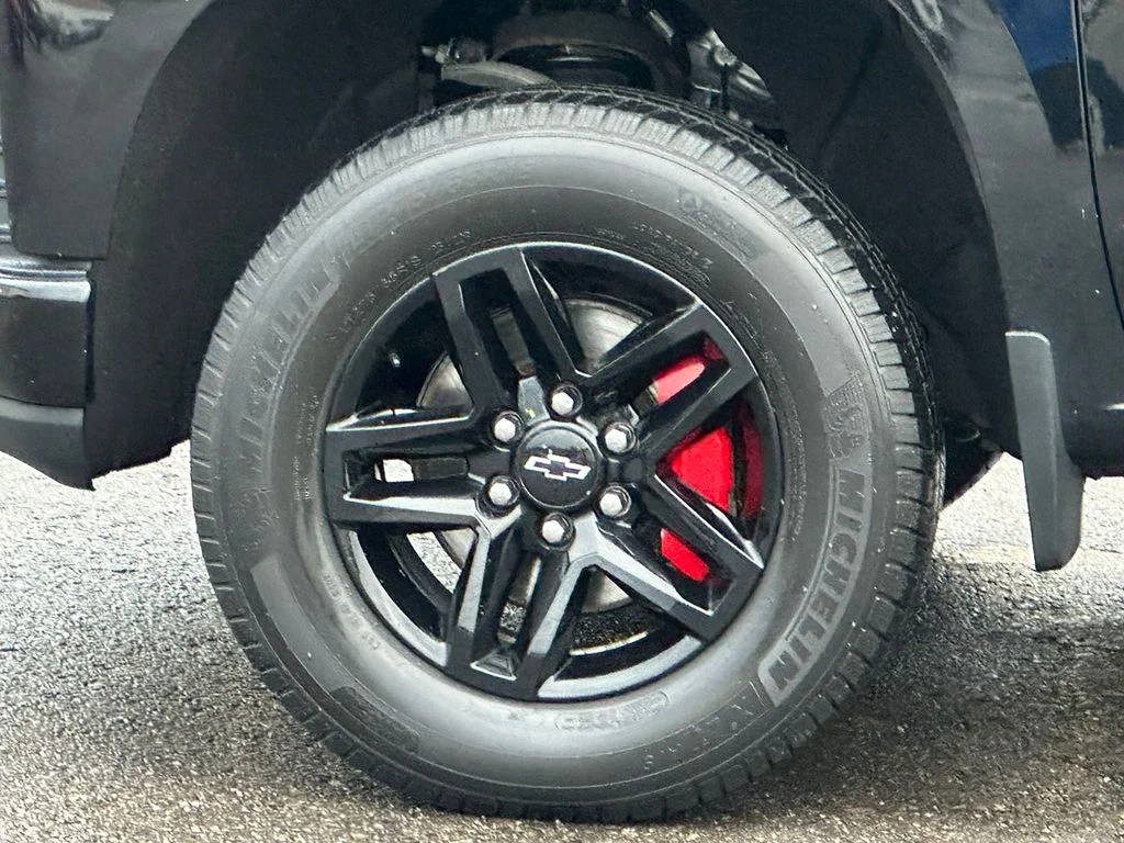 Used 2020 Black Chevrolet LT Trail Boss image 16