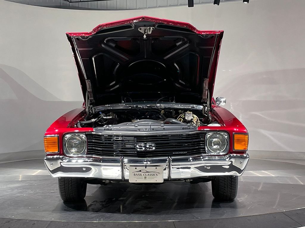 Used 1972 Red Chevrolet  image 23