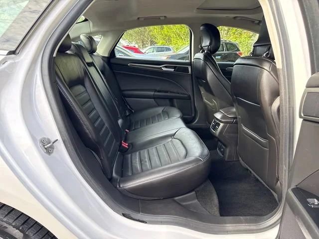 Used 2013 White Platinum Clearcoat Metallic Ford SE Hybrid image 10