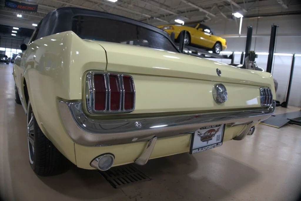Used 1966 Yellow Ford  image 20