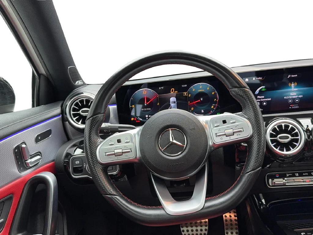 Used 2021 White Mercedes-Benz A 220 image 34