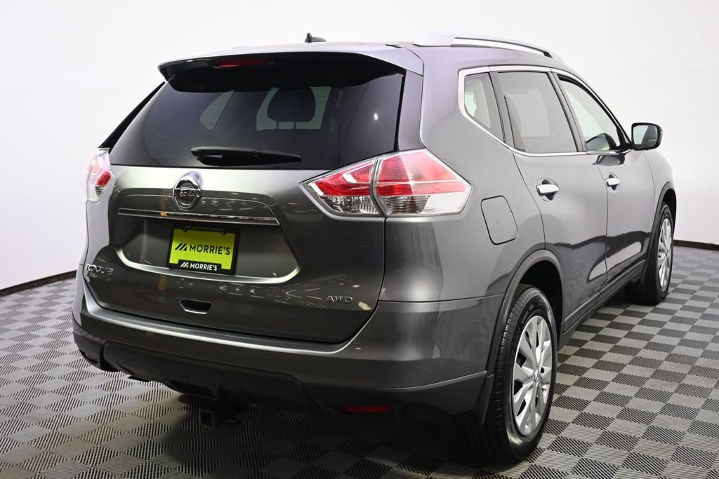 Used 2016 Gun Metallic Nissan S image 6