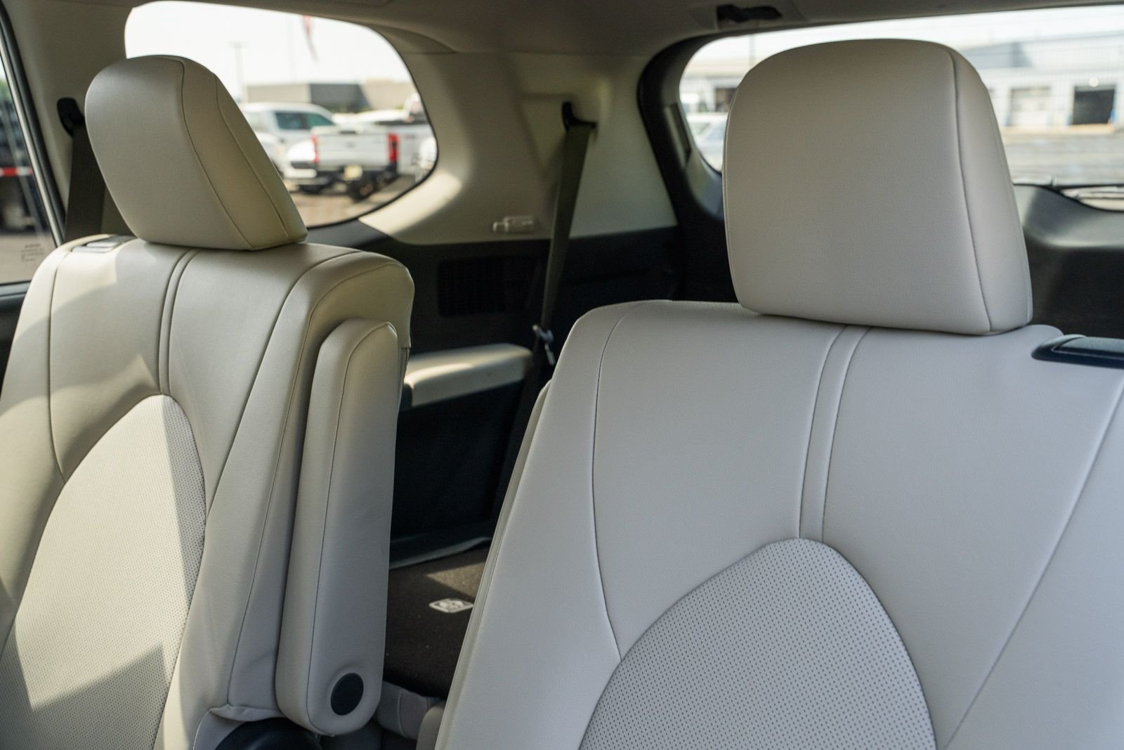 Certified Used 2025 Beige Toyota XLE image 24