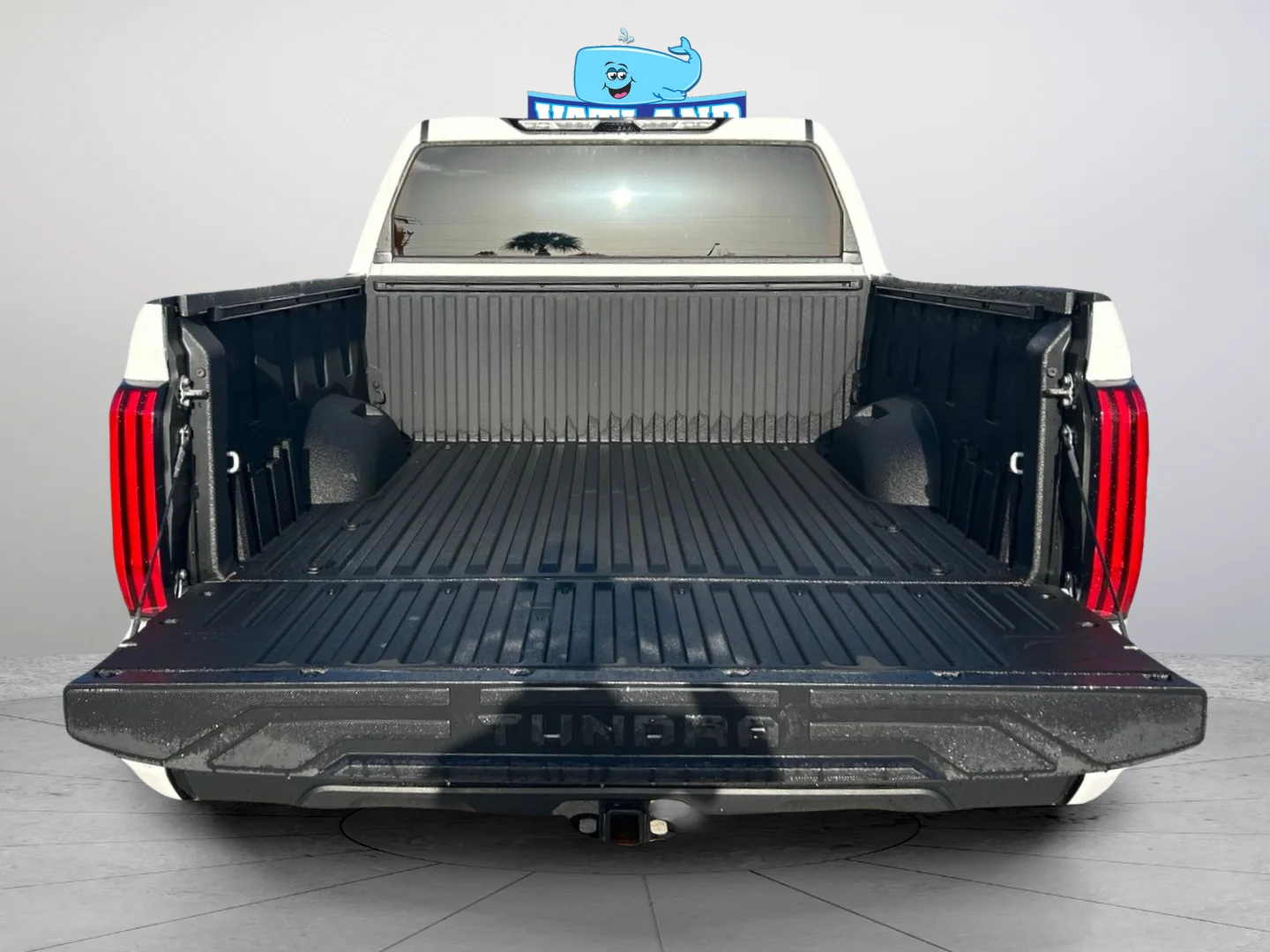 Used 2024 Ice Toyota SR5 image 37