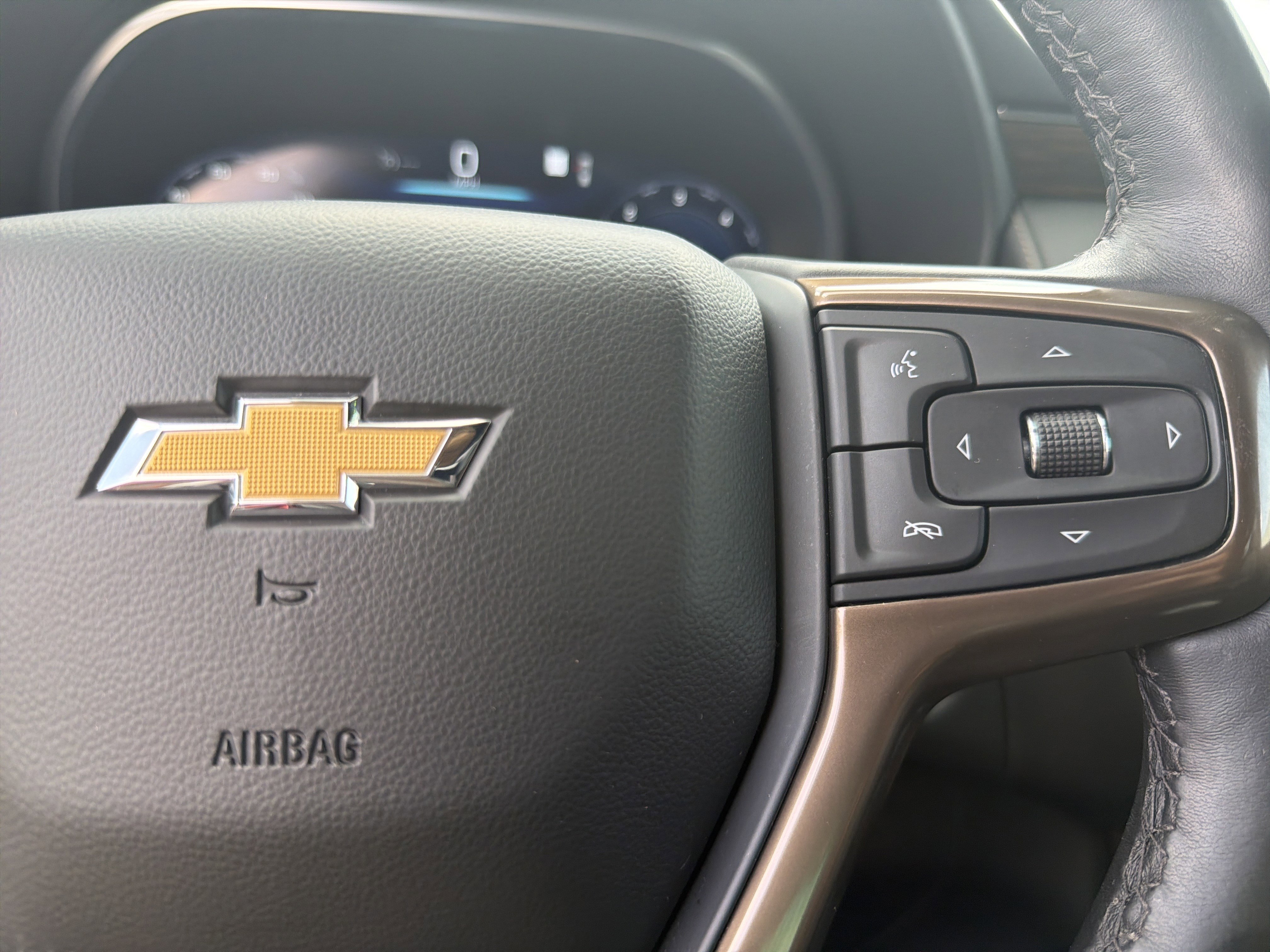 Used 2022 Satin Steel Metallic Chevrolet High Country image 11