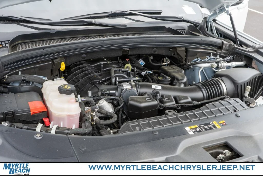 Used 2024 Bright White Clearcoat Jeep Limited image 33