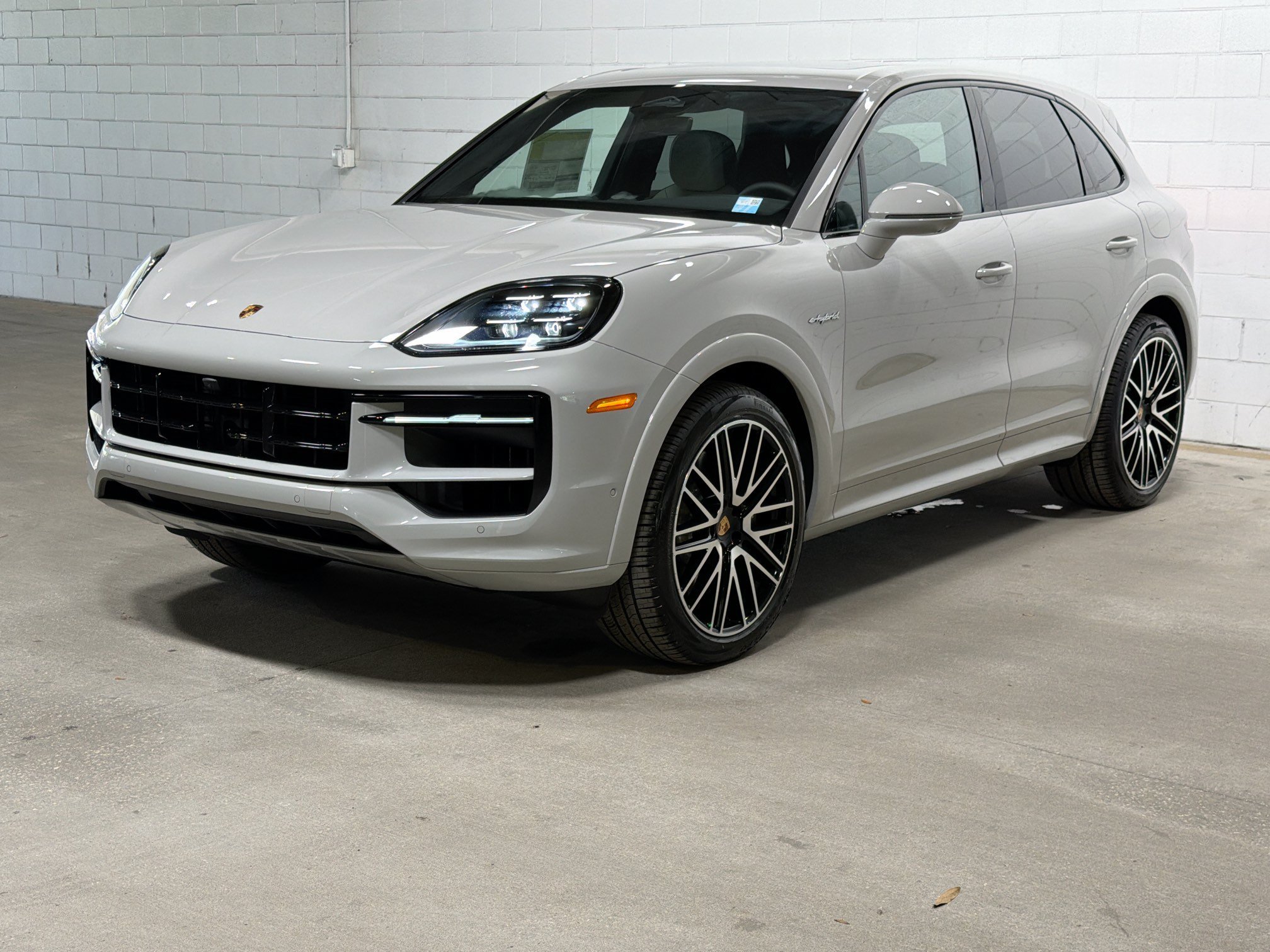 New 2026 Chalk Porsche E-Hybrid image 1