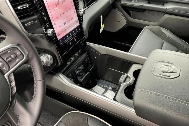 2026 RAM 1500 Laramie - Photo 8